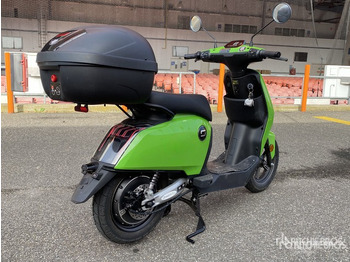 Broyeur/ Épareuse 2021 Vmoto CUX Sharing Electric (Unused) Scooter: photos 4