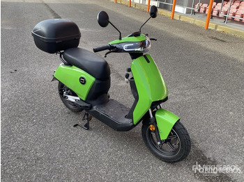 Broyeur/ Épareuse 2021 Vmoto CUX Sharing Electric (Unused) Scooter: photos 3