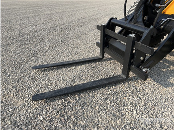 Chargeuse sur pneus 2023 JCB 409 SV Pala gommata: photos 5