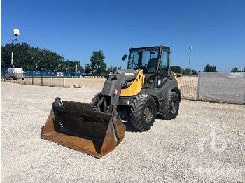 Chargeuse sur pneus MECALAC