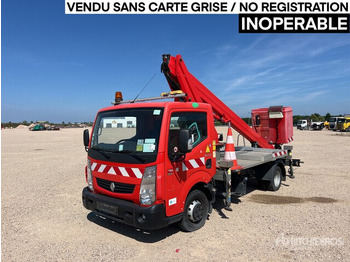 Camion avec nacelle RENAULT Maxity 130