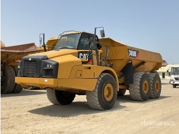 Tombereau articulé CATERPILLAR 740B