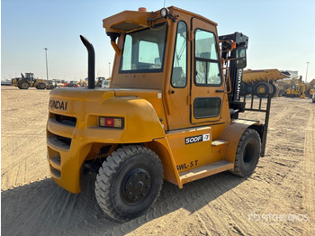 Chariot élévateur diesel 2013 Hyundai 50DF-7 5 ton Forklift: photos 3 Chariot élévateur diesel 2013 Hyundai 50DF-7 5 ton Forklift: photos 3