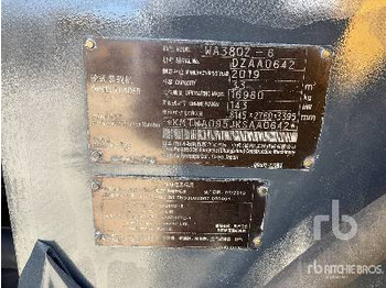 Chargeuse sur pneus KOMATSU WA380