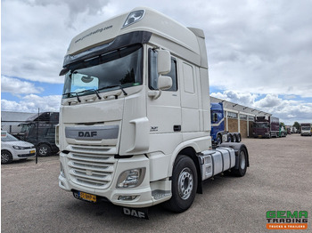 Tracteur routier DAF XF 460