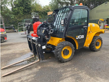 Chariot télescopique JCB