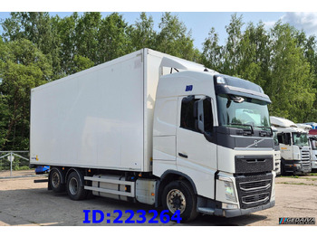 Camion frigorifique VOLVO FH13 460