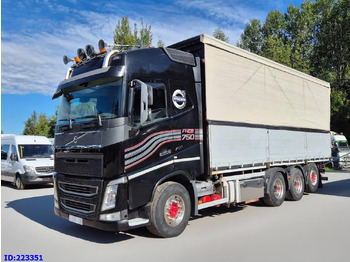 Camion à rideaux coulissants VOLVO FH16 750