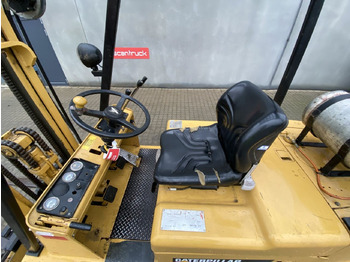 Chariot élévateur à gaz Caterpillar VC60C: photos 3 Chariot élévateur à gaz Caterpillar VC60C: photos 3