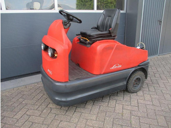 Chariot tracteur LINDE P60
