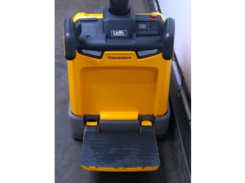 Transpalette Jungheinrich ERE120: photos 3 Transpalette Jungheinrich ERE120: photos 3