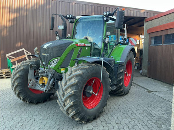 Tracteur agricole FENDT 724 Vario