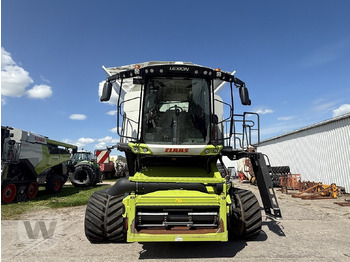 Moissonneuse-batteuse CLAAS Lexion 8900 TT: photos 2