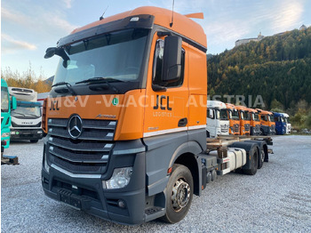 Camion porte-conteneur/ Caisse mobile Mercedes-Benz 2542: photos 2 Camion porte-conteneur/ Caisse mobile Mercedes-Benz 2542: photos 2