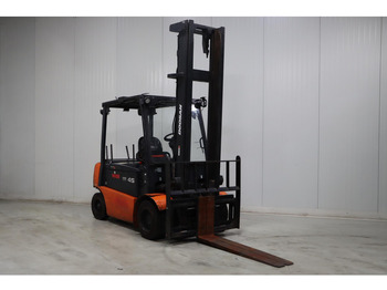 Chariot élévateur électrique DOOSAN