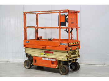 Nacelle ciseaux JLG