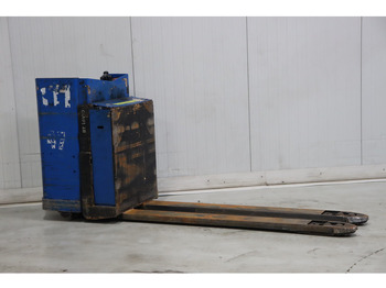 Préparateur de commandes TOYOTA