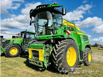 Ensileuse JOHN DEERE 8300