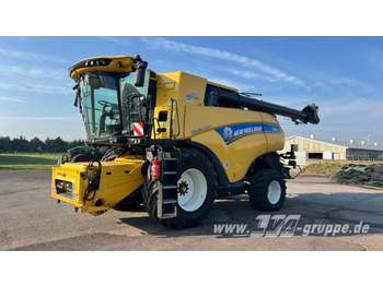 Moissonneuse-batteuse NEW HOLLAND CR series