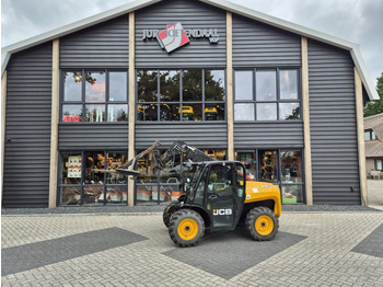 Chariot télescopique JCB