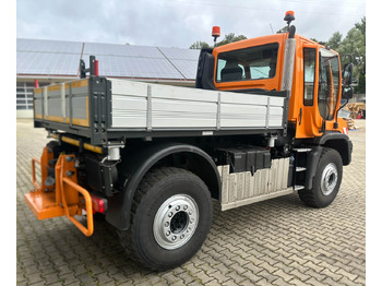 Véhicule de voirie/ Spécial Unimog 530 - U530 405 44301 Mercedes Benz 405: photos 5