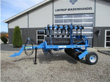 Rouleau agricole Namyslo Tiger 620 med hydraulisk lammelplanke / plannerpla: photos 2
