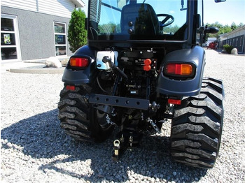 Tracteur agricole Solis 26 HST med kabine og Industrihjul: photos 4