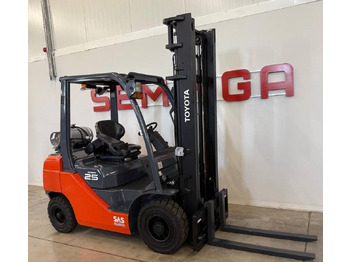 Chariot élévateur à gaz TOYOTA FGF 25