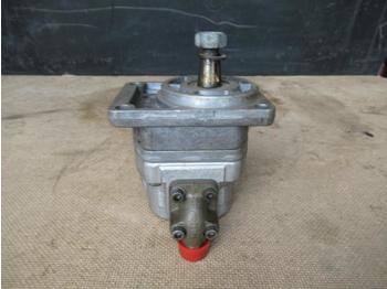 Pompe de support pour Engins de chantier Bosch 0510340004: photos 1