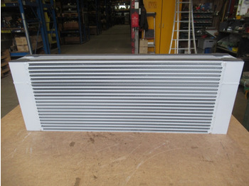 Radiateur d'huile pour Engins de chantier neuf New Holland 6904525: photos 4