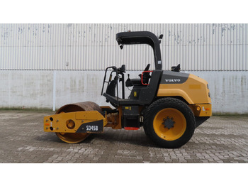 Compacteur à pieds de mouton/ Monocylindre Volvo SD 45 B: photos 5