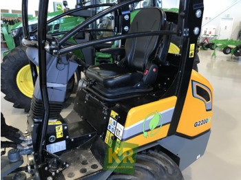Valet de ferme neuf G2200E Giant: photos 3