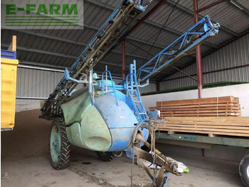 Pulvérisateur traîné BERTHOUD