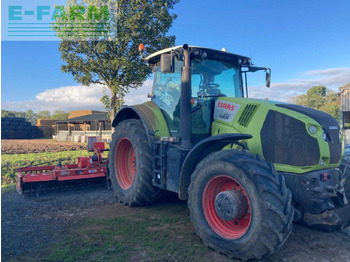 Tracteur agricole CLAAS Axion 830