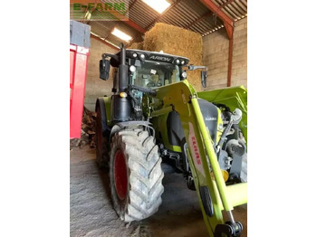 Tracteur agricole CLAAS Arion 530