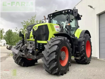 Tracteur agricole CLAAS Axion 830
