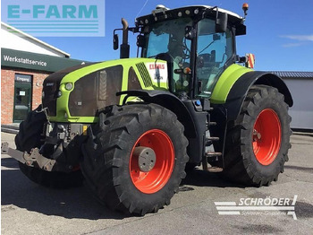 Tracteur agricole CLAAS Axion 940