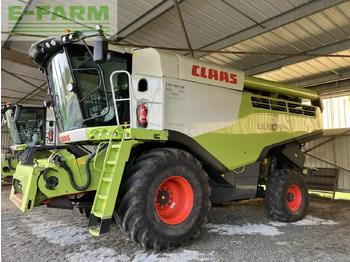 Moissonneuse-batteuse CLAAS Lexion 740