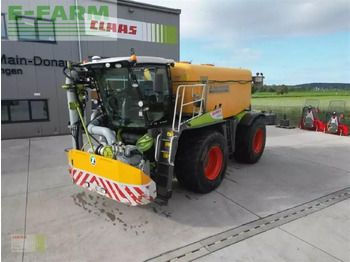 Pulvé automoteur CLAAS Xerion 4000