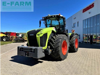 Tracteur agricole CLAAS Xerion 5000