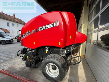 Presse à balles cubiques CASE IH