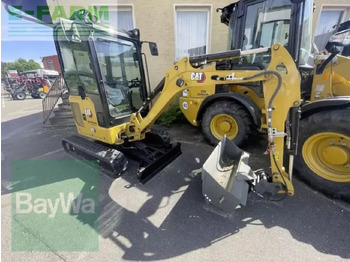 Mini pelle CATERPILLAR 302