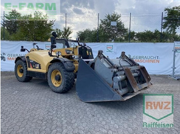 Chariot télescopique CATERPILLAR TH
