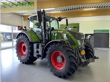 Tracteur agricole FENDT 722 Vario