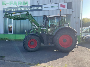Tracteur agricole FENDT 724 Vario