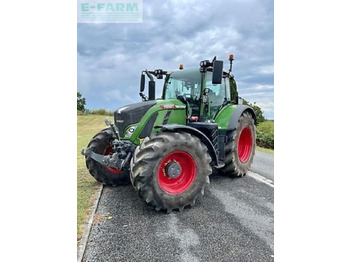 Tracteur agricole FENDT 724 Vario