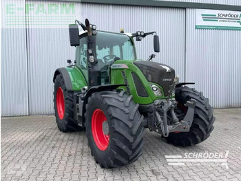 Tracteur agricole FENDT 724 Vario