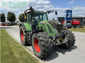 Tracteur agricole FENDT 718 Vario