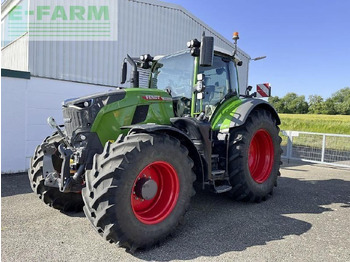 Tracteur agricole FENDT 728 Vario