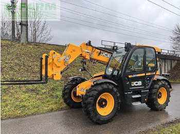 Chariot télescopique JCB